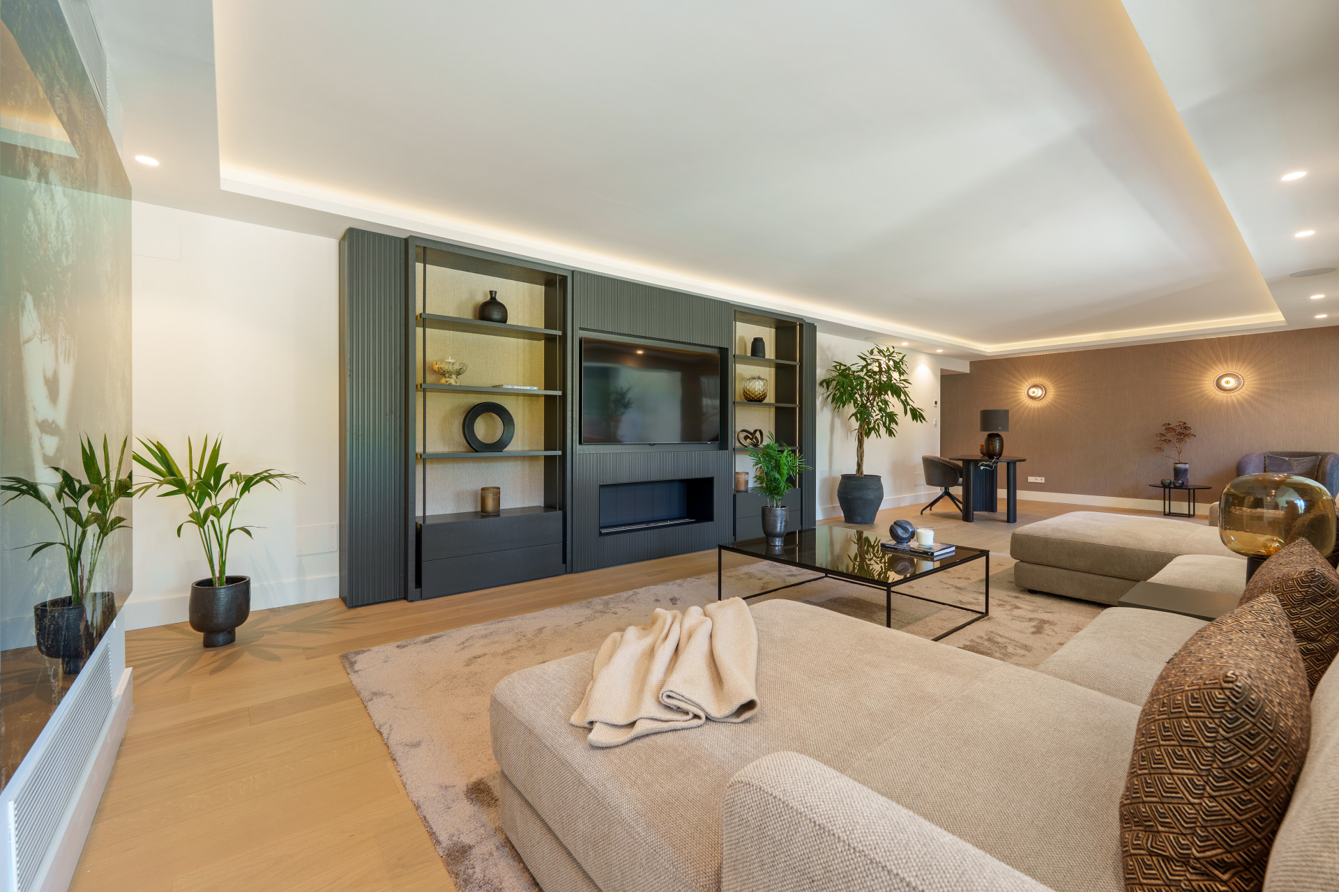 Nueva Andalucia Marbella villa 5 Bedrooms