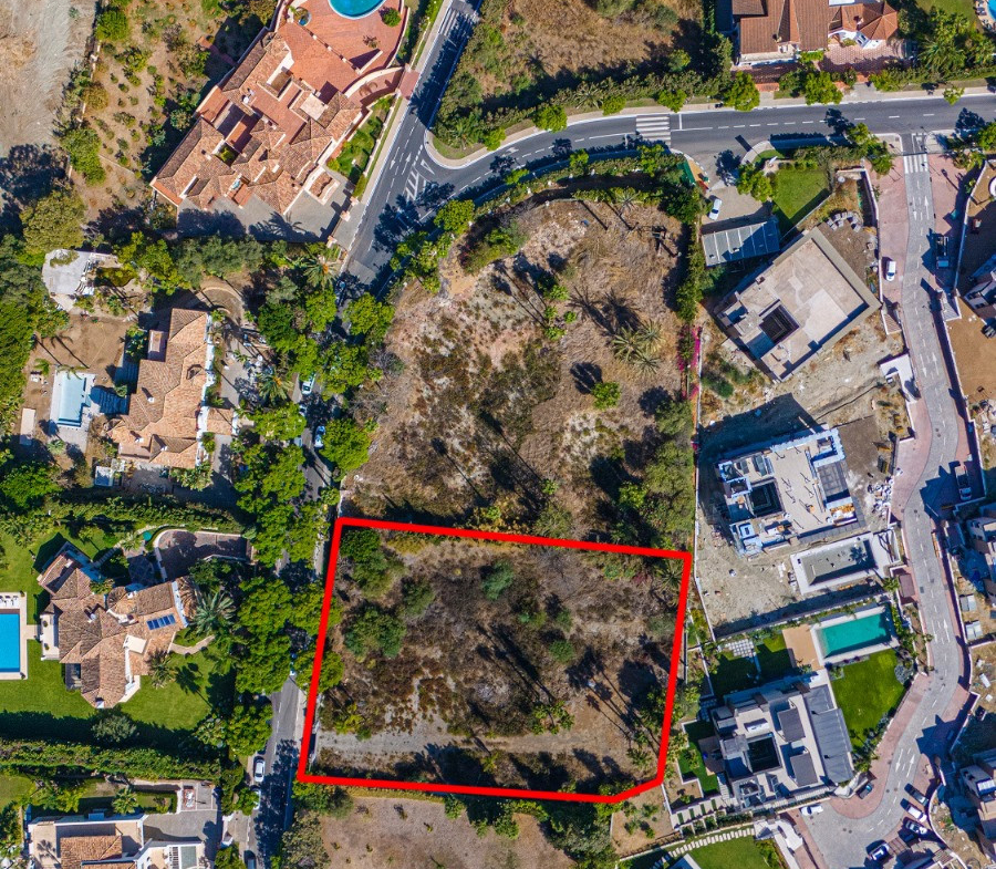 Nueva Andalucia Marbella plot  Bedrooms