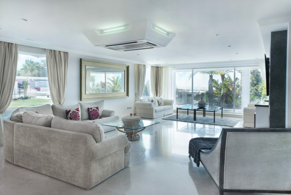 Elviria Marbella villa 8 Bedrooms