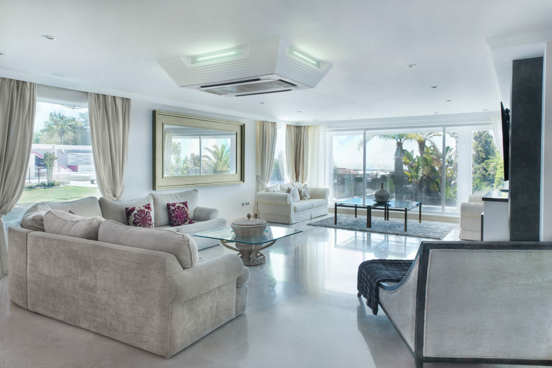 Elviria Marbella villa 8 Bedrooms