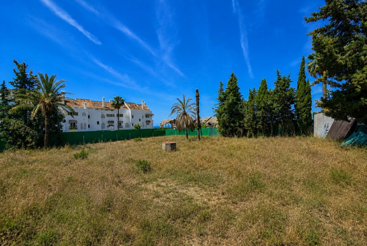 Marbella plot  Bedrooms