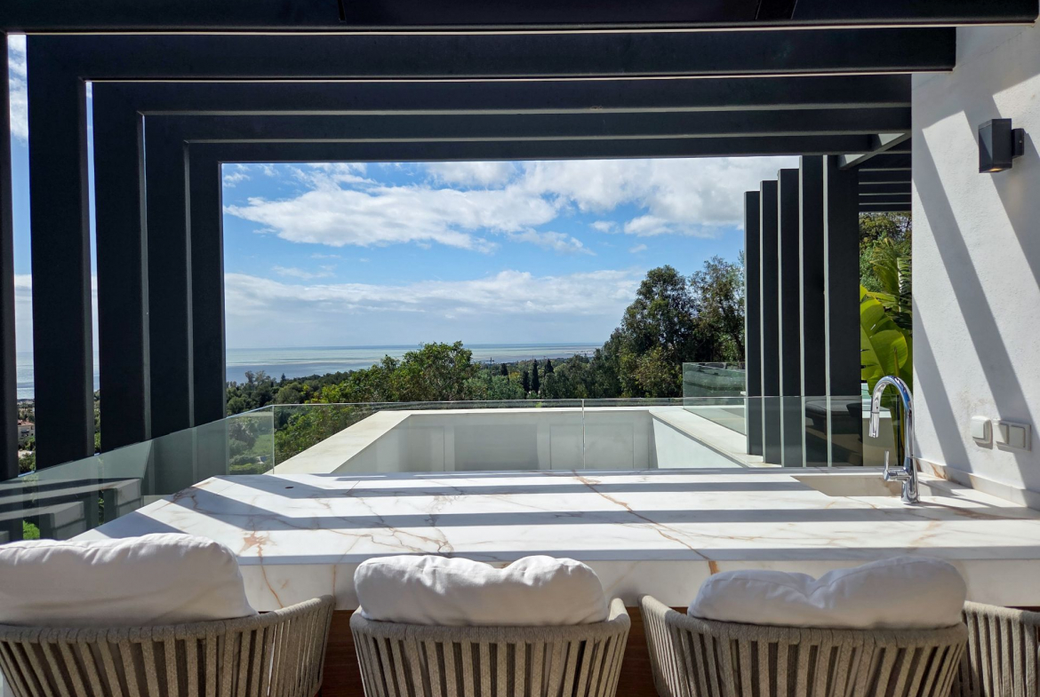 Marbella Golden Mile Marbella villa 4 Bedrooms
