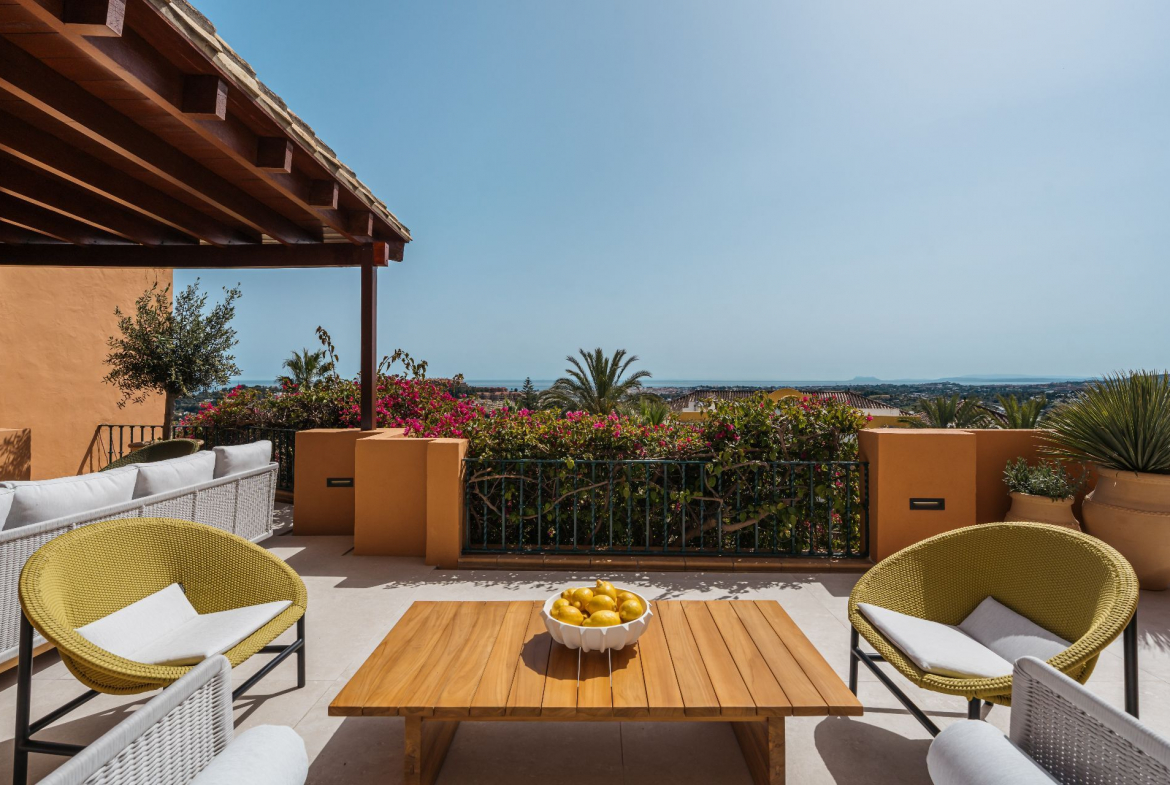 Nueva Andalucia Marbella apartment 4 Bedrooms