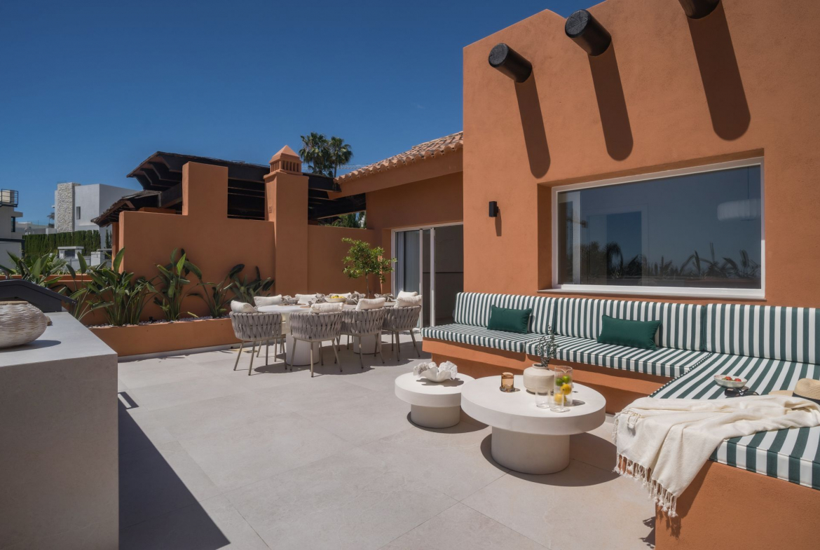 Nueva Andalucia Marbella penthouse 4 Bedrooms