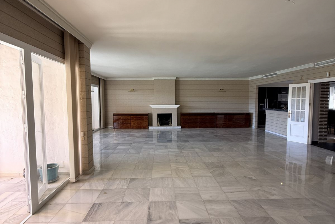 New Golden Mile Estepona apartment 3 Bedrooms