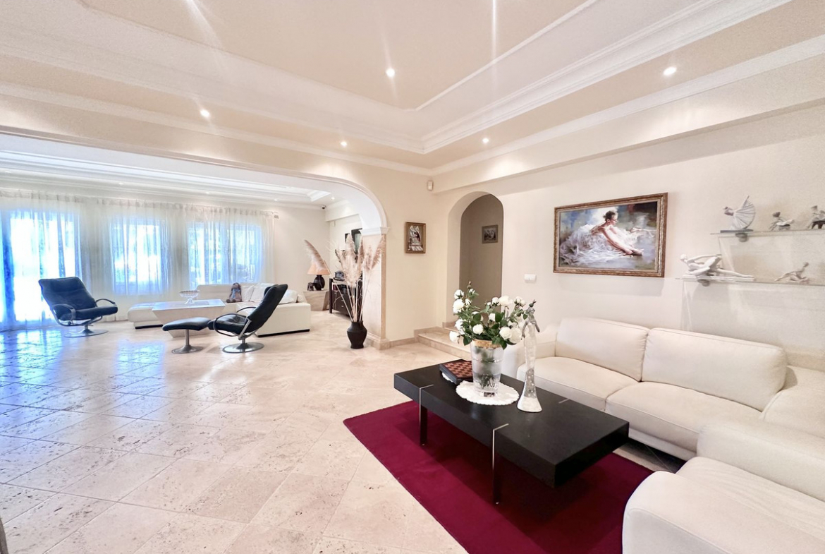 El Rosario Marbella villa 6 Bedrooms