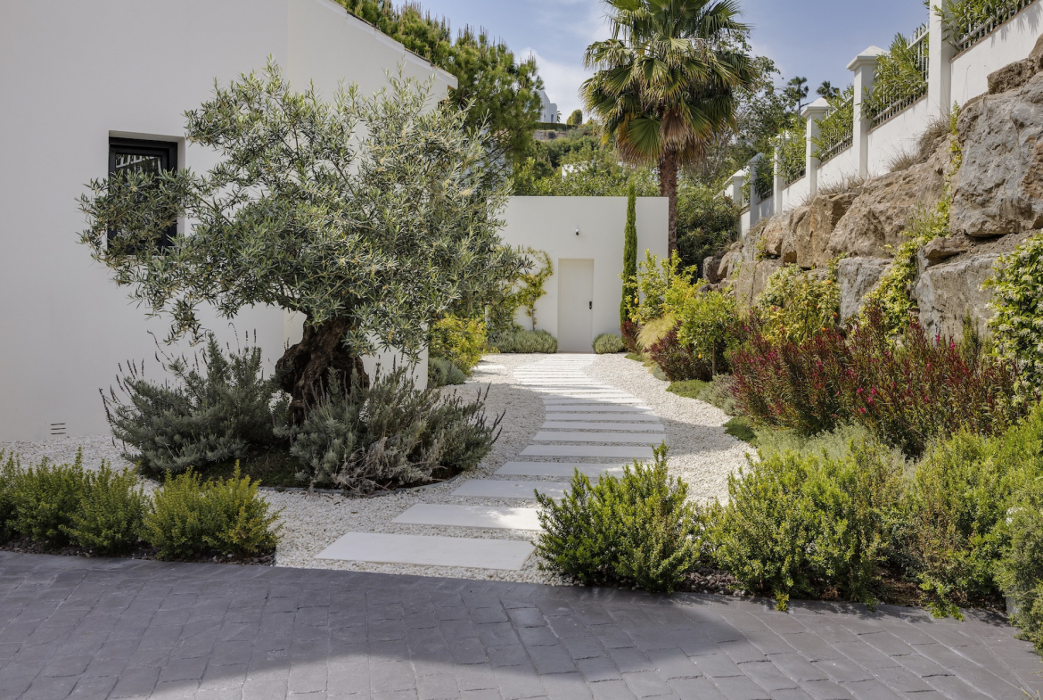 La Alqueria Benahavis villa 4 Bedrooms
