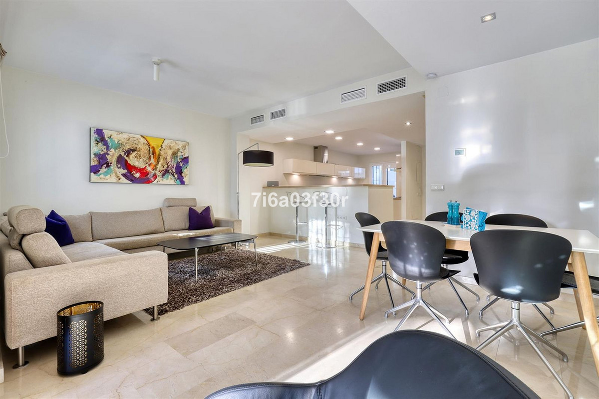 San Pedro Alcantara townhouse 4 Bedrooms