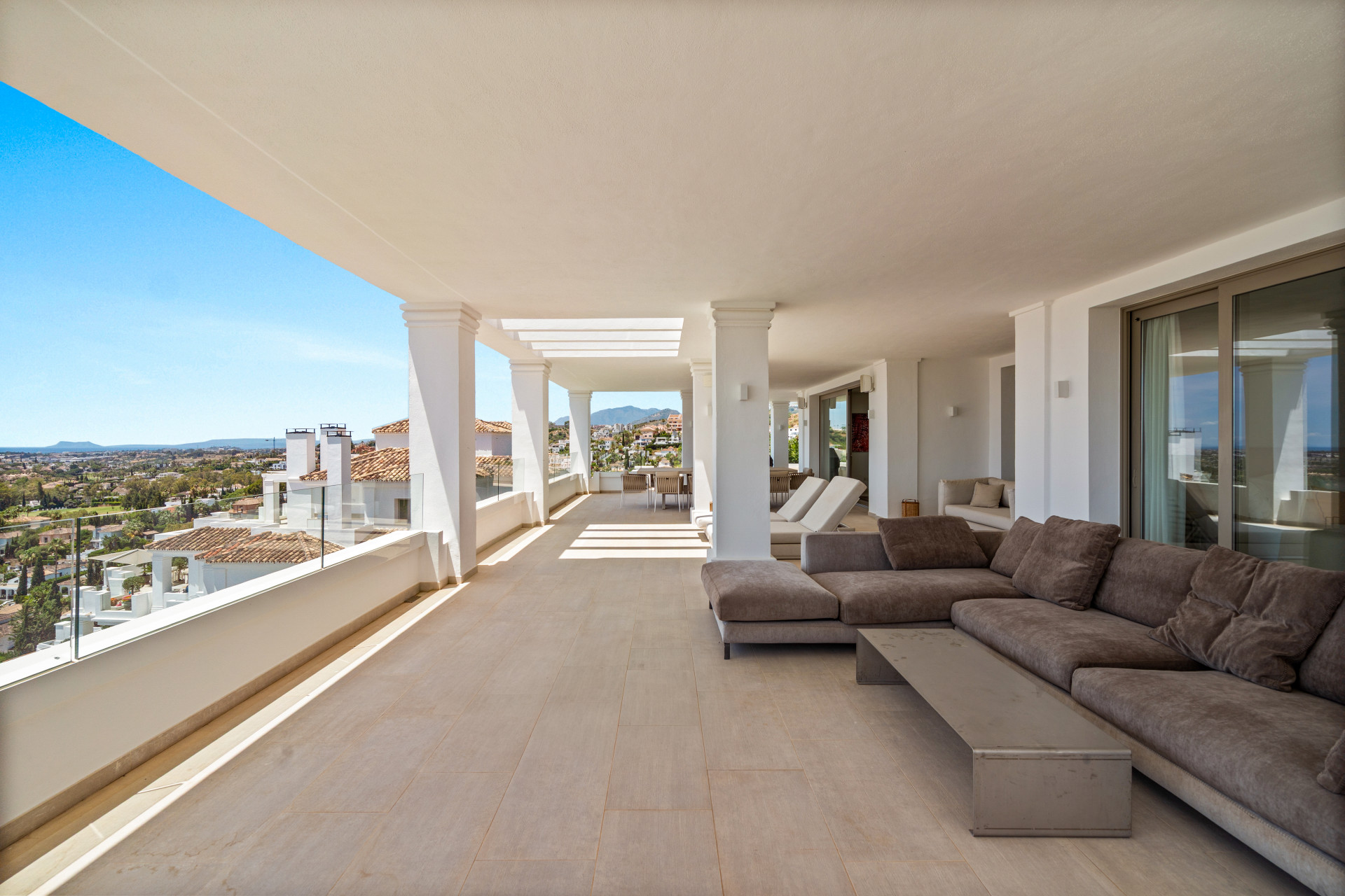 luxo-estate-3 Nueva Andalucia Marbella apartment 5 Bedrooms