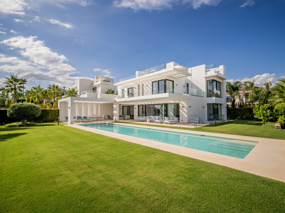 Los Flamingos Benahavis villa 5 Bedrooms