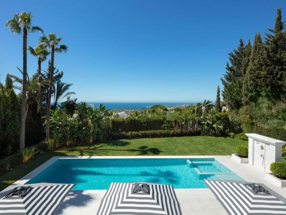 Sierra Blanca Marbella villa 6 Bedrooms