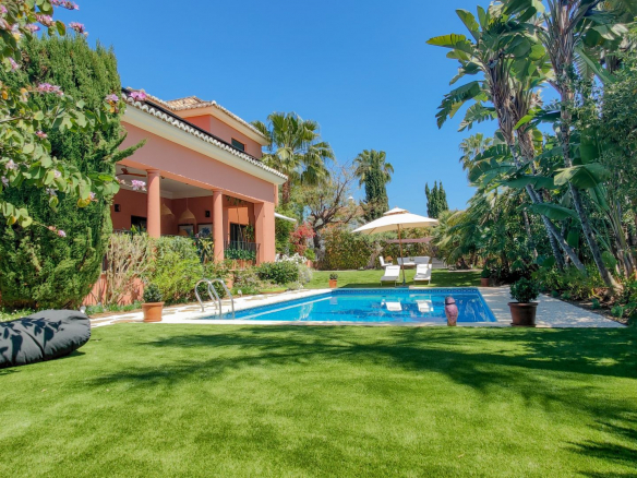 Marbella Golden Mile Marbella villa 5 Bedrooms