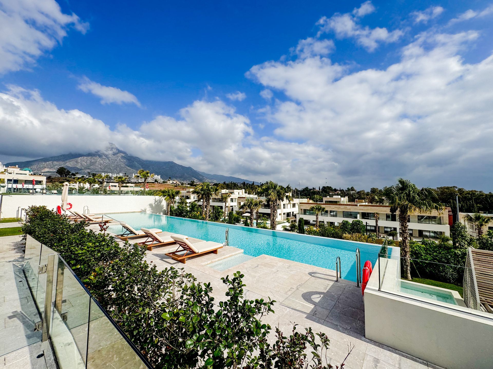 CMH485 Marbella Golden Mile Marbella apartment 5 Bedrooms