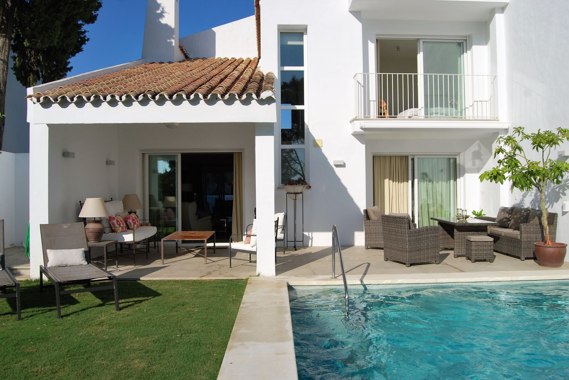 CMH208 Nueva Andalucia Marbella townhouse 4 Bedrooms