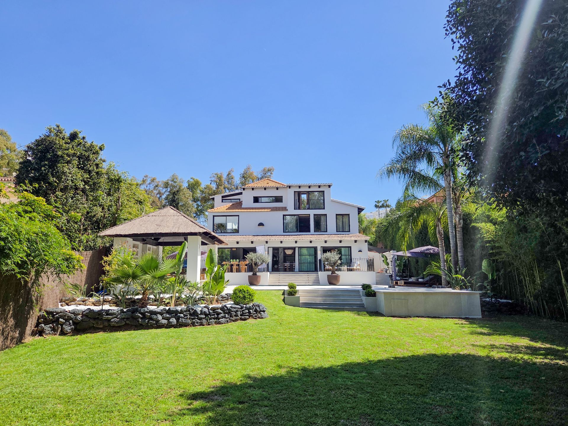 Nueva Andalucia Marbella villa 5 Bedrooms