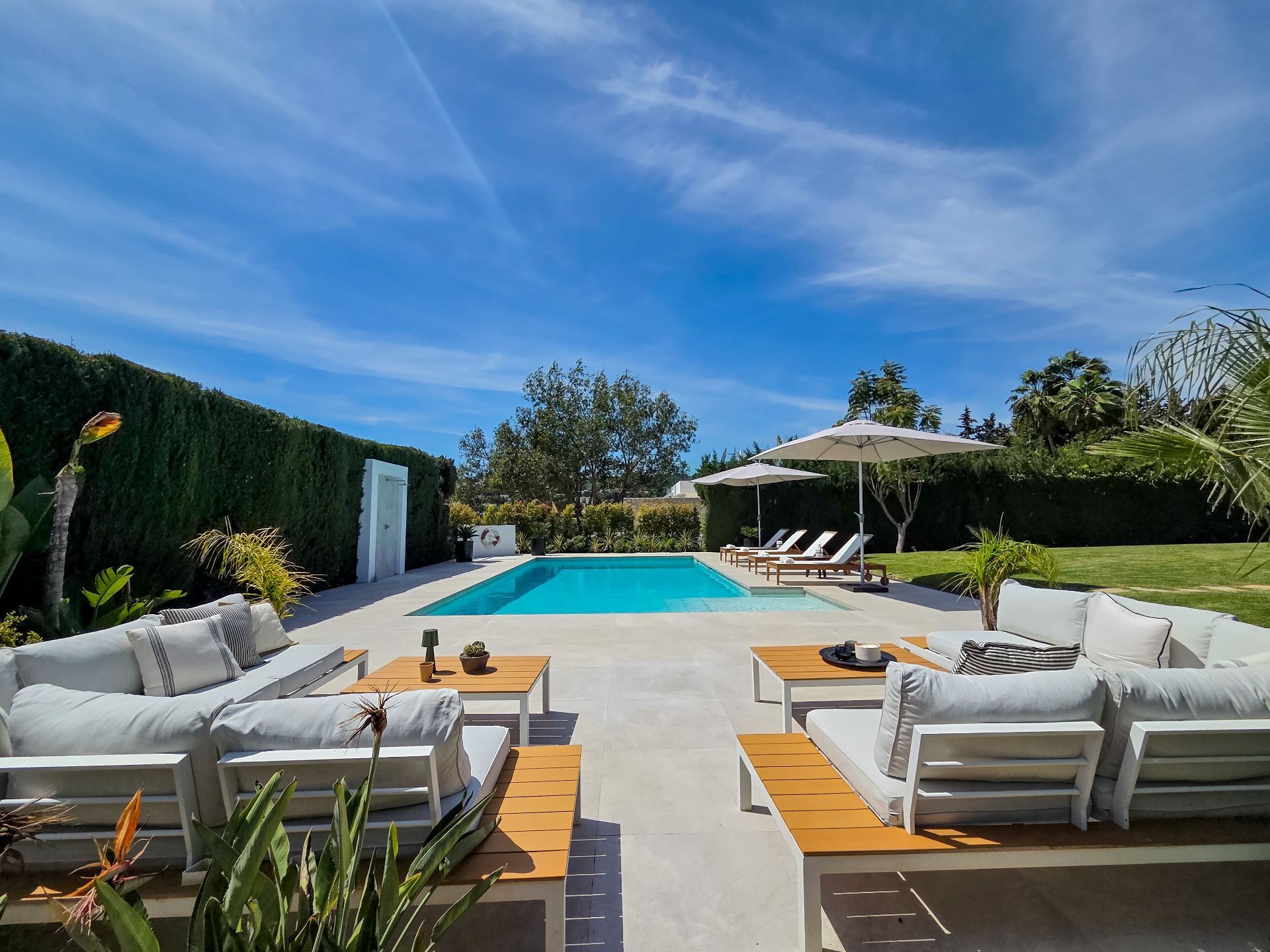 Nueva Andalucia Marbella villa 5 Bedrooms