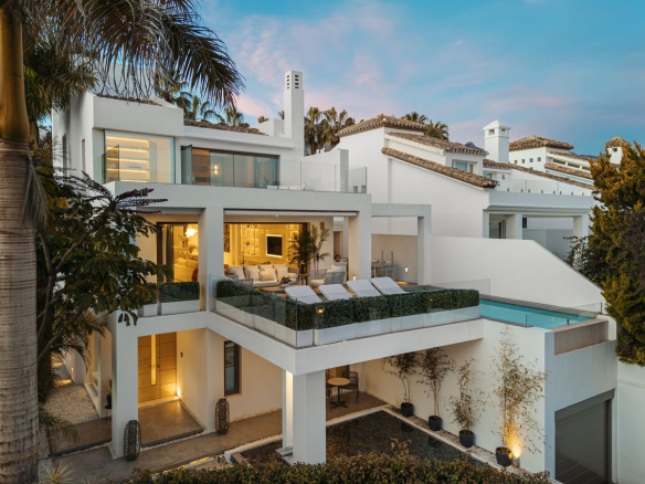 Marbella Golden Mile Marbella villa 4 Bedrooms