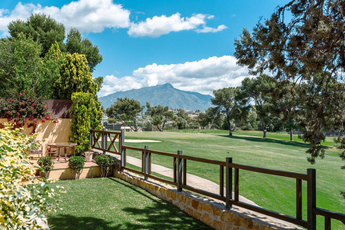 Guadalmina Alta San Pedro Alcantara villa 5 Bedrooms