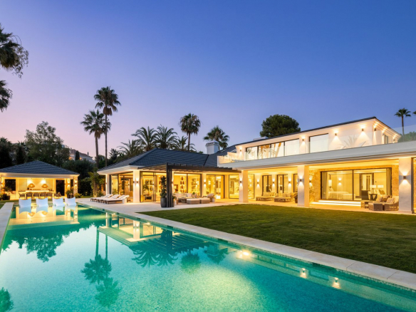 Nueva Andalucia Marbella villa 7 Bedrooms
