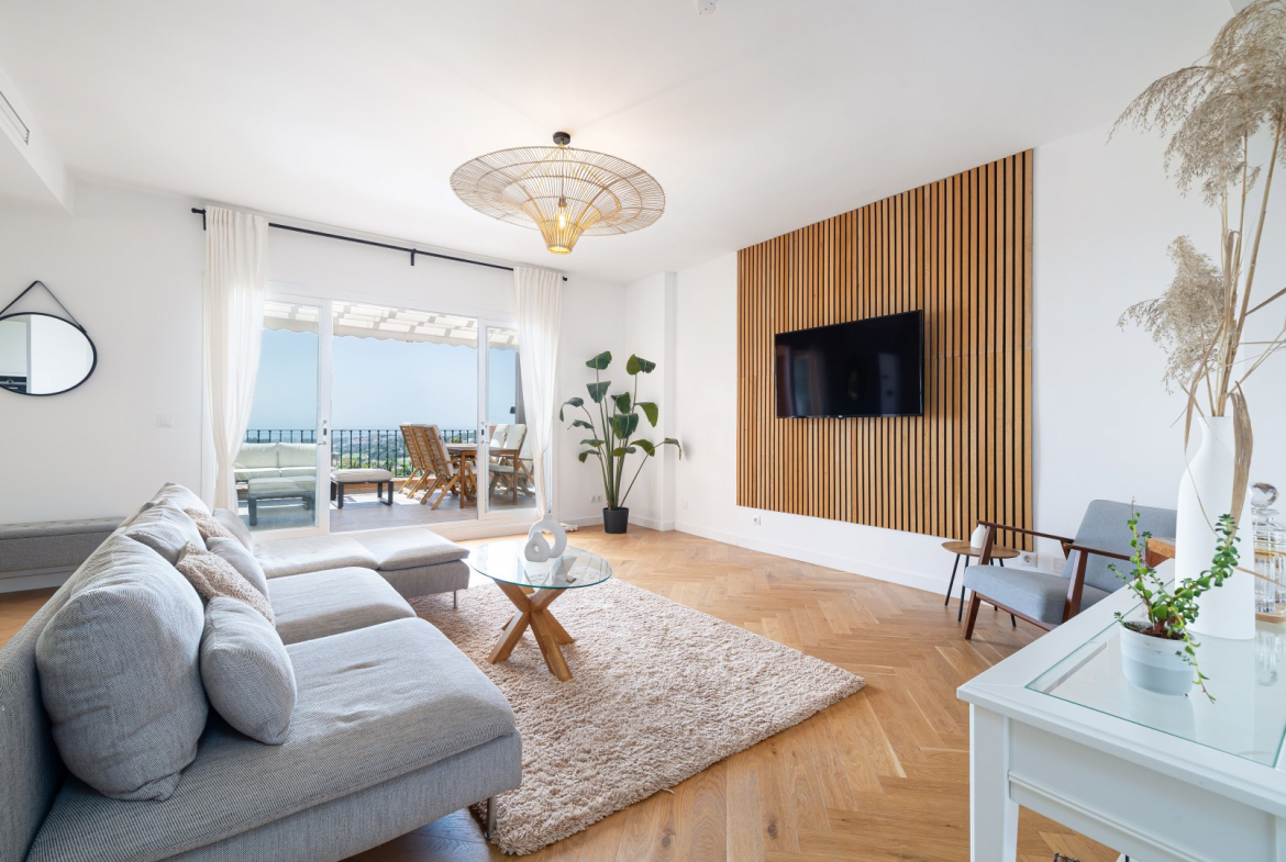 Nueva Andalucia Marbella penthouse 3 Bedrooms