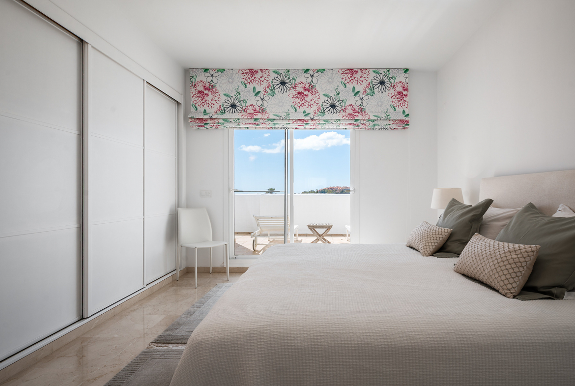 Nueva Andalucia Marbella penthouse 2 Bedrooms