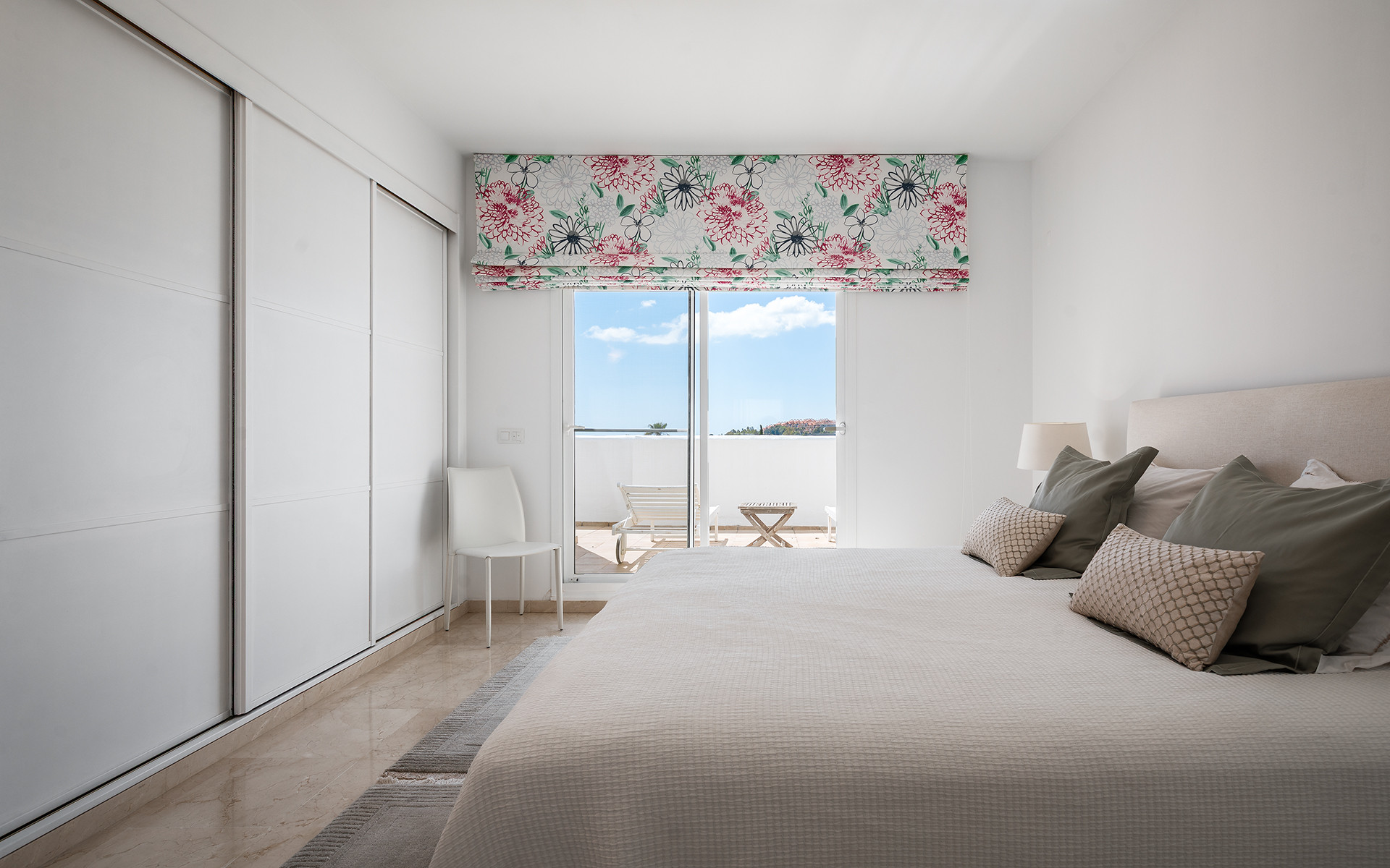 Nueva Andalucia Marbella penthouse 2 Bedrooms