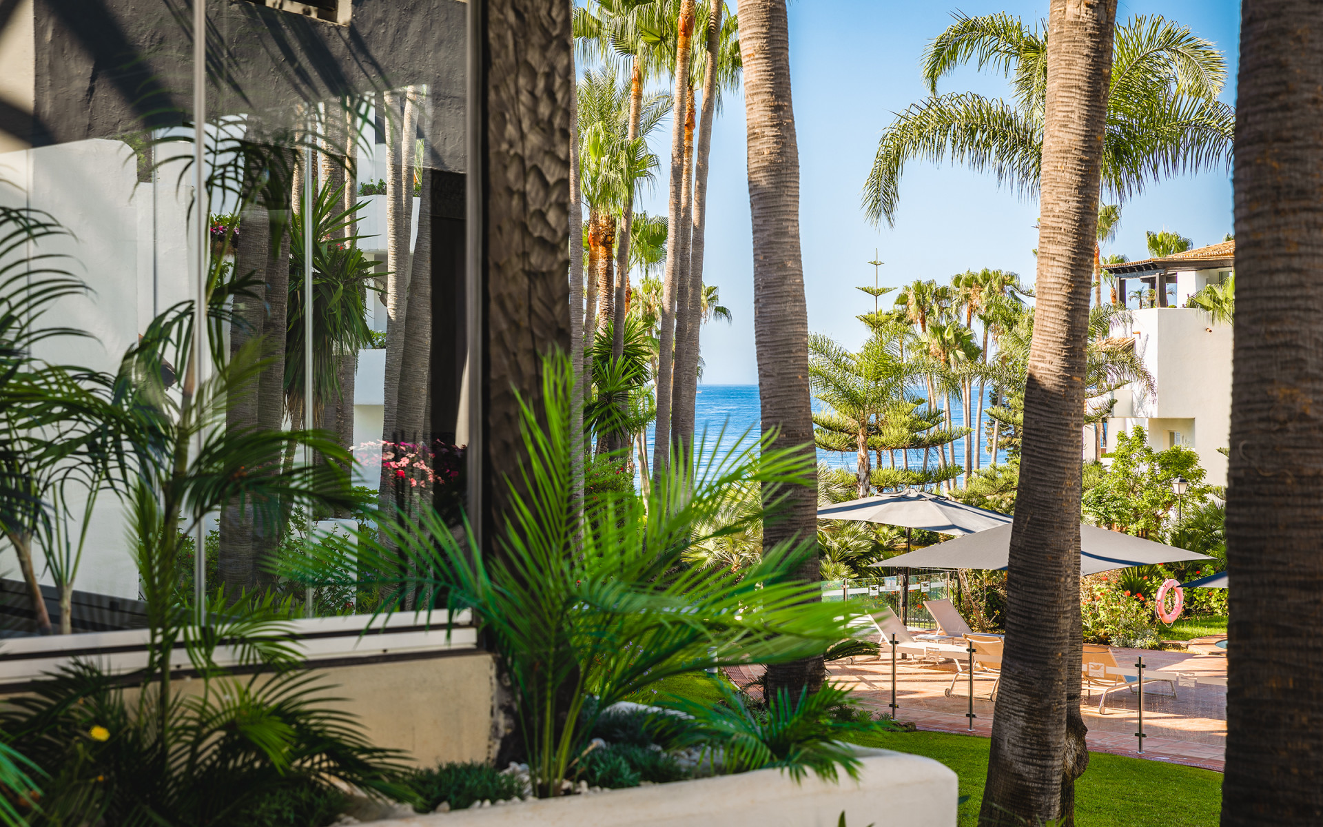 luxo-estate-4 Marbella Golden Mile Marbella apartment 3 Bedrooms
