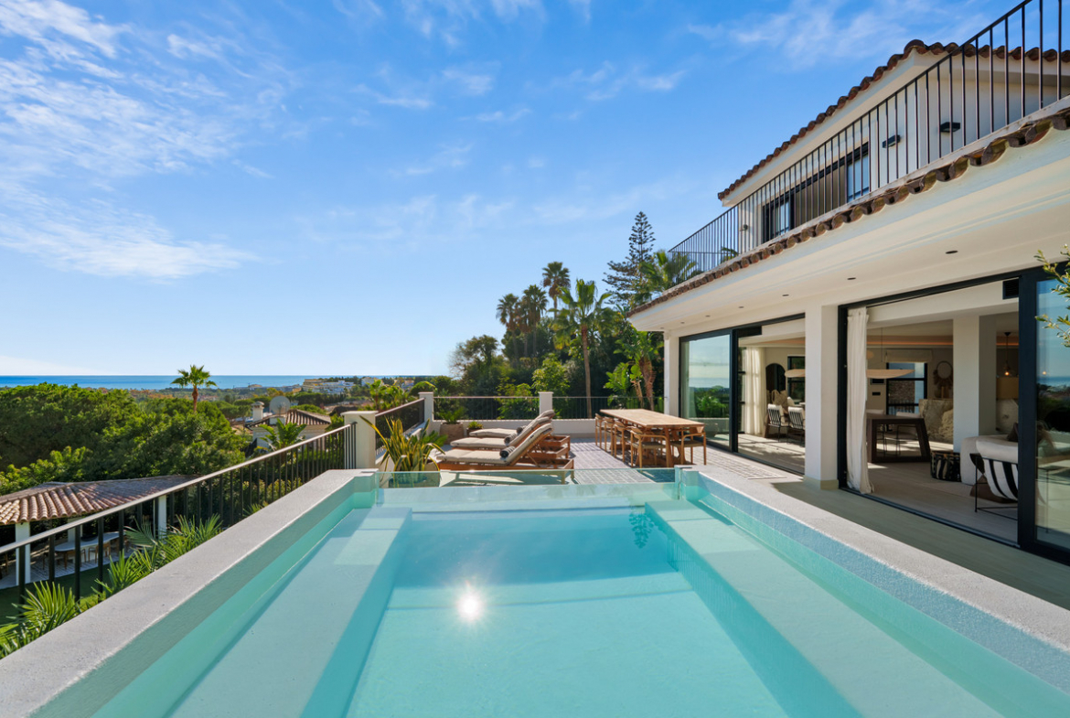 Nueva Andalucia Marbella villa 6 Bedrooms