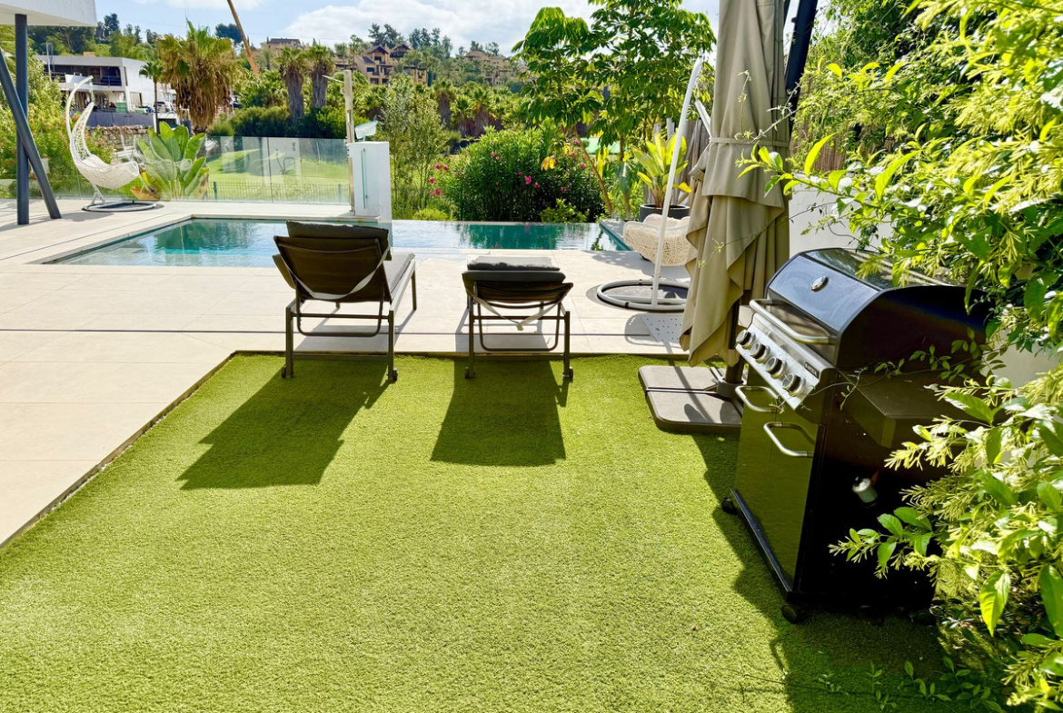 Estepona villa 4 Bedrooms