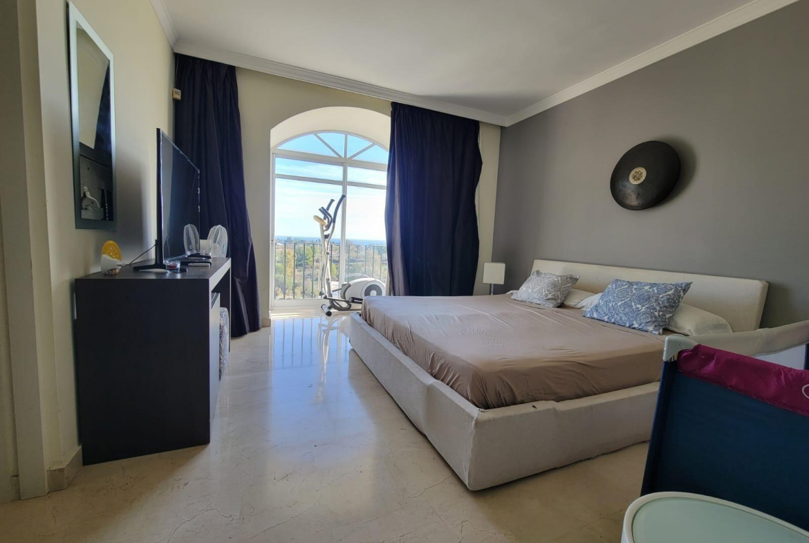 Nueva Andalucia Marbella townhouse 3 Bedrooms