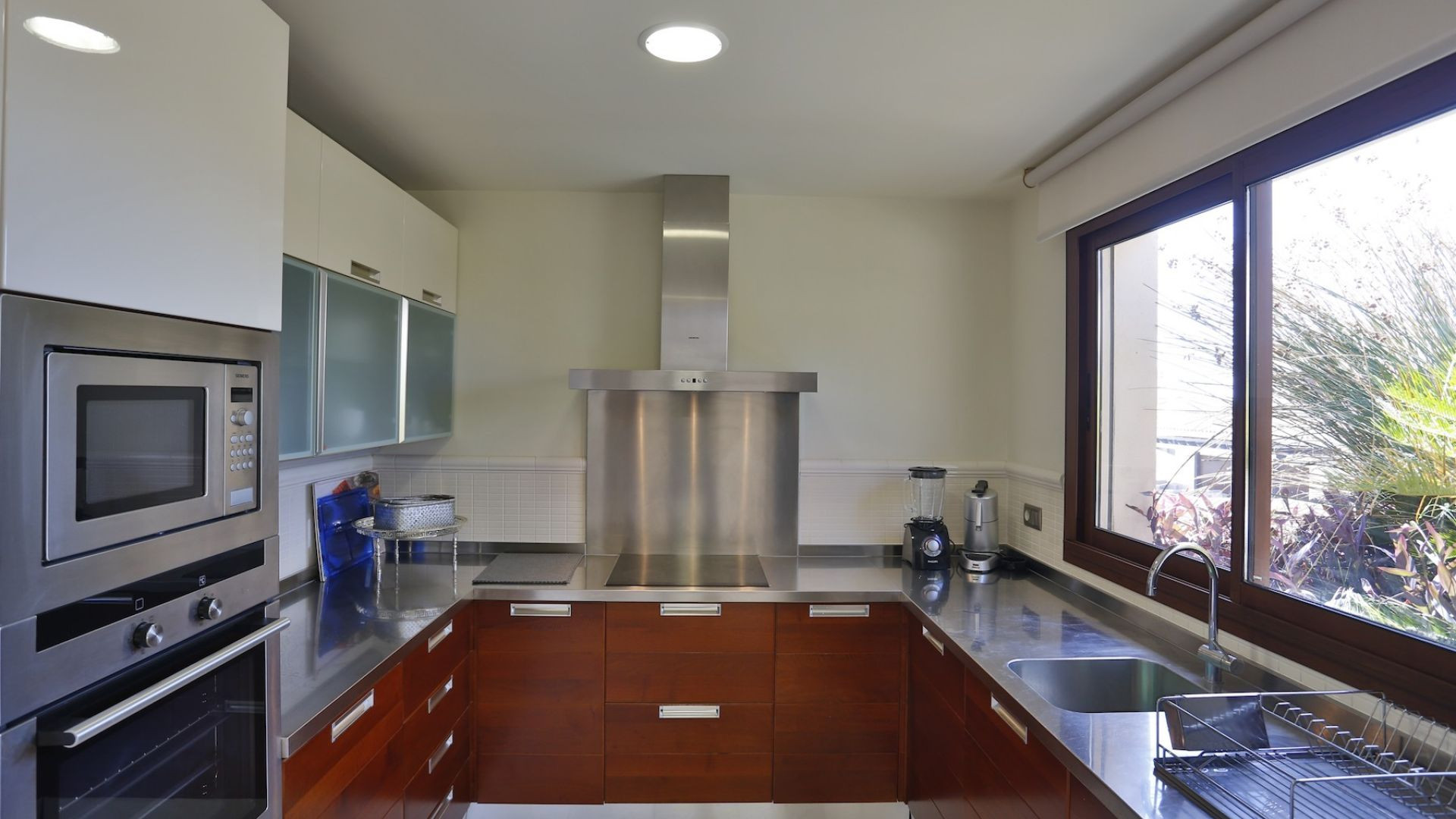 Nueva Andalucia Marbella penthouse 2 Bedrooms