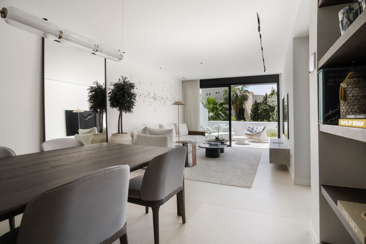 luxo-estate-4 Puerto Banus Marbella penthouse 3 Bedrooms