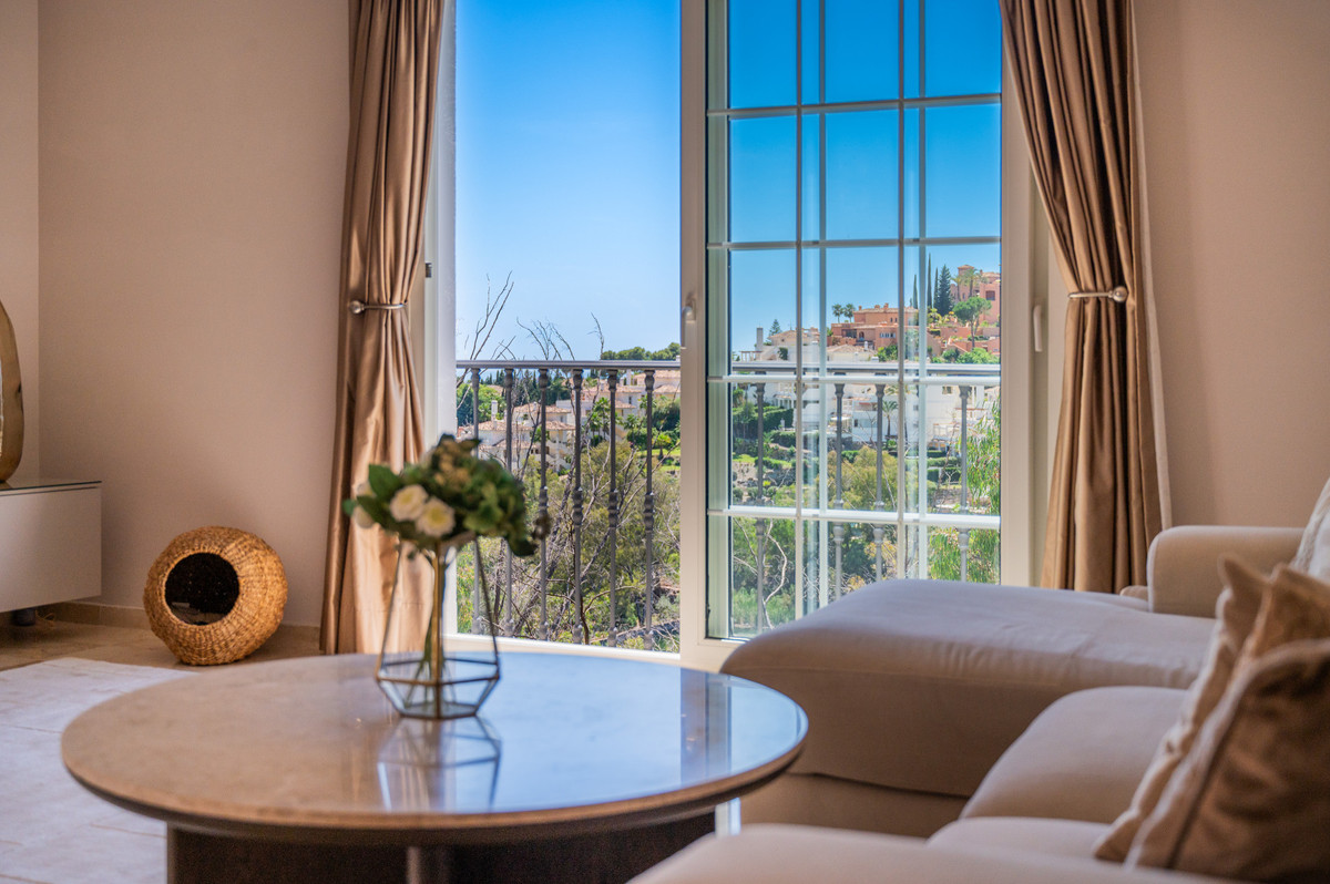 Nueva Andalucia Marbella villa 3 Bedrooms