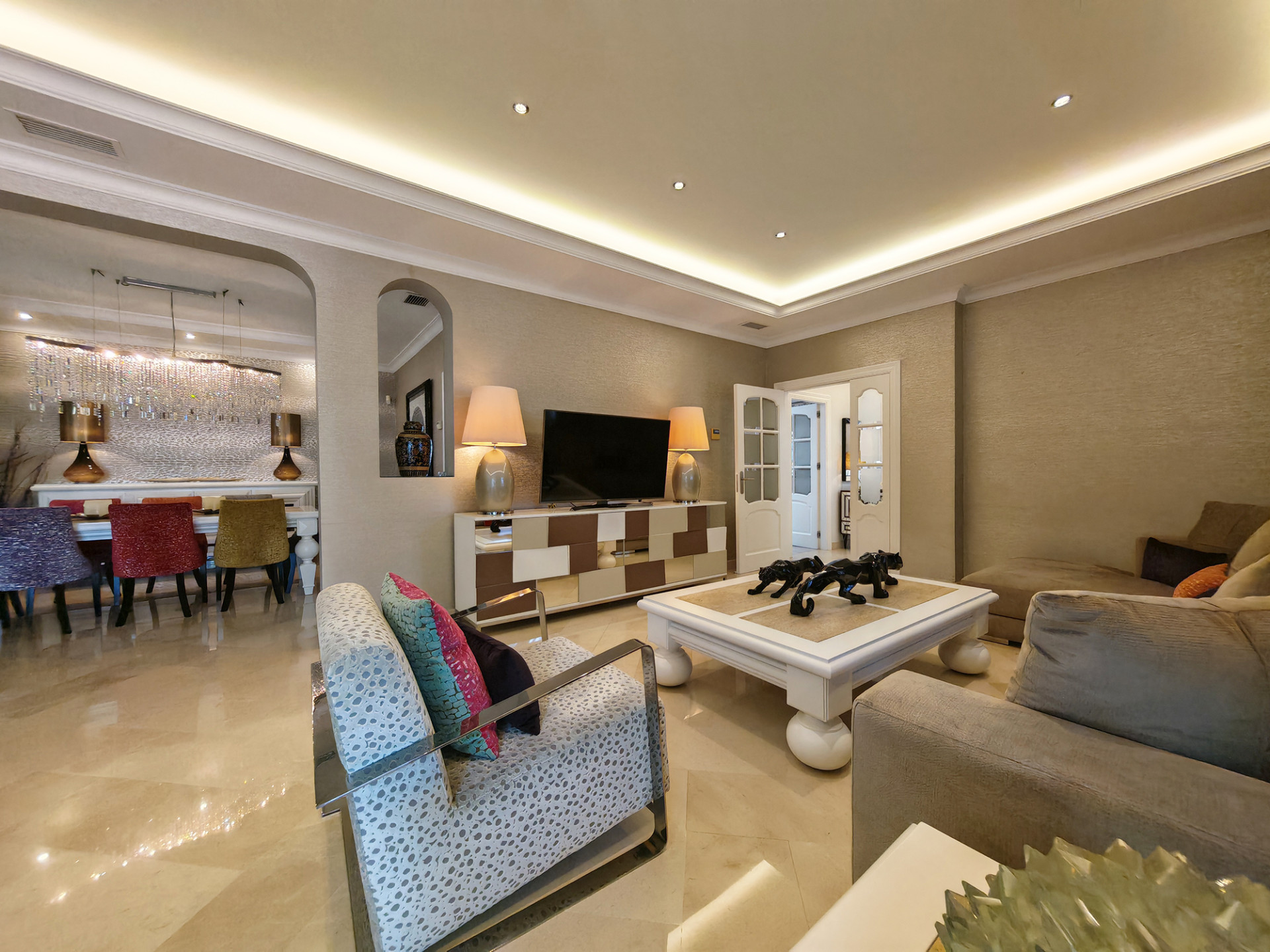 Elviria Marbella villa 4 Bedrooms
