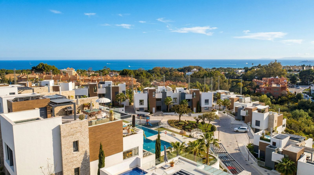 Cabopino Marbella penthouse 3 Bedrooms