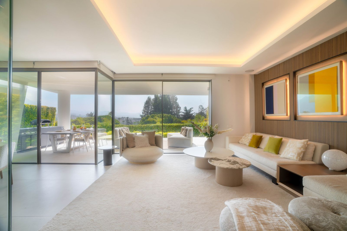 Nueva Andalucia Marbella villa 3 Bedrooms
