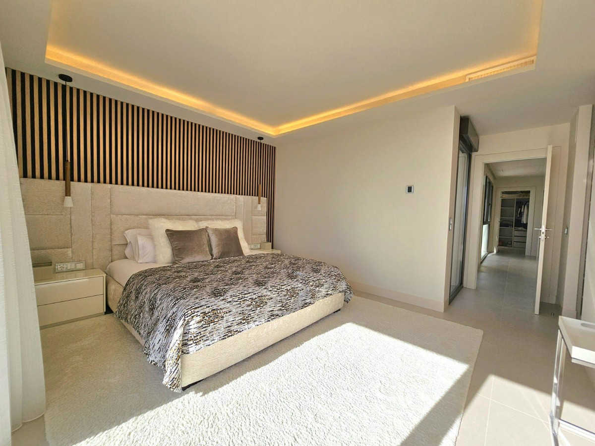 luxo-estate-4 New Golden Mile Estepona townhouse 4 Bedrooms