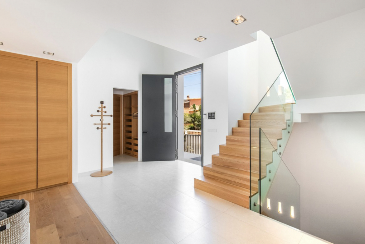 Costabella Marbella villa 6 Bedrooms