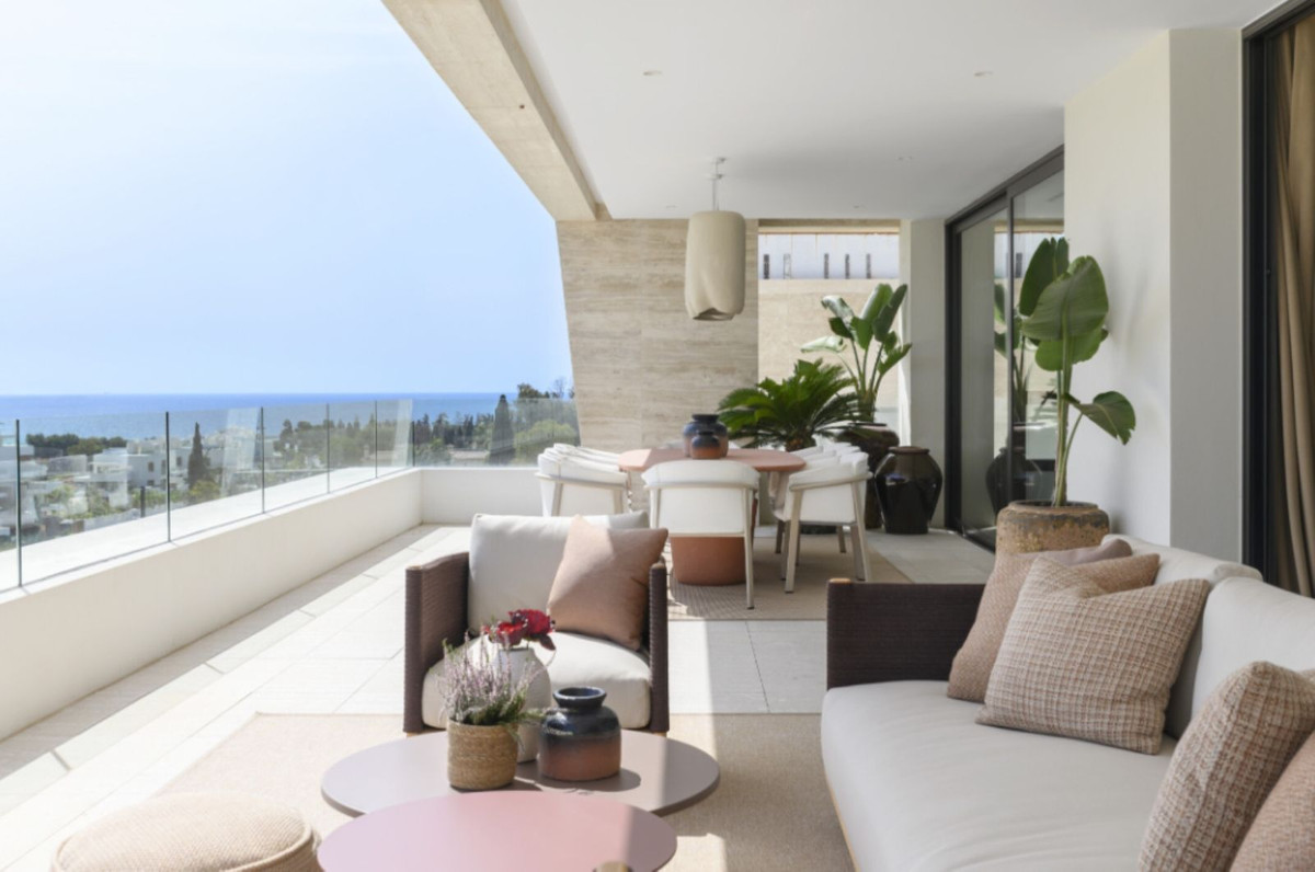 luxo-estate-4 Marbella penthouse 4 Bedrooms