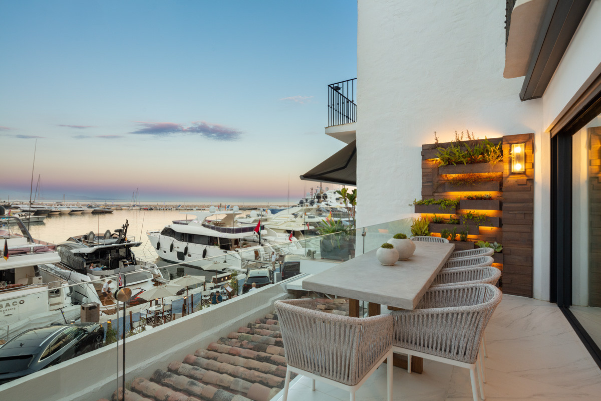 Puerto Banus Marbella apartment 3 Bedrooms