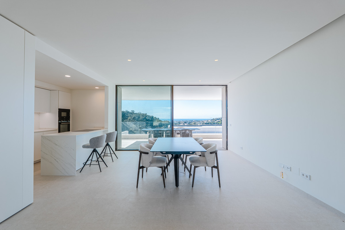 luxo-estate-4 Benahavis apartment 4 Bedrooms