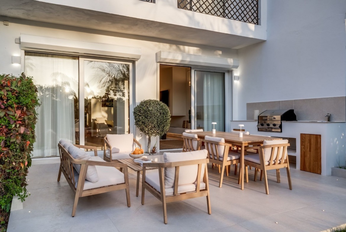 Nueva Andalucia Marbella townhouse 4 Bedrooms