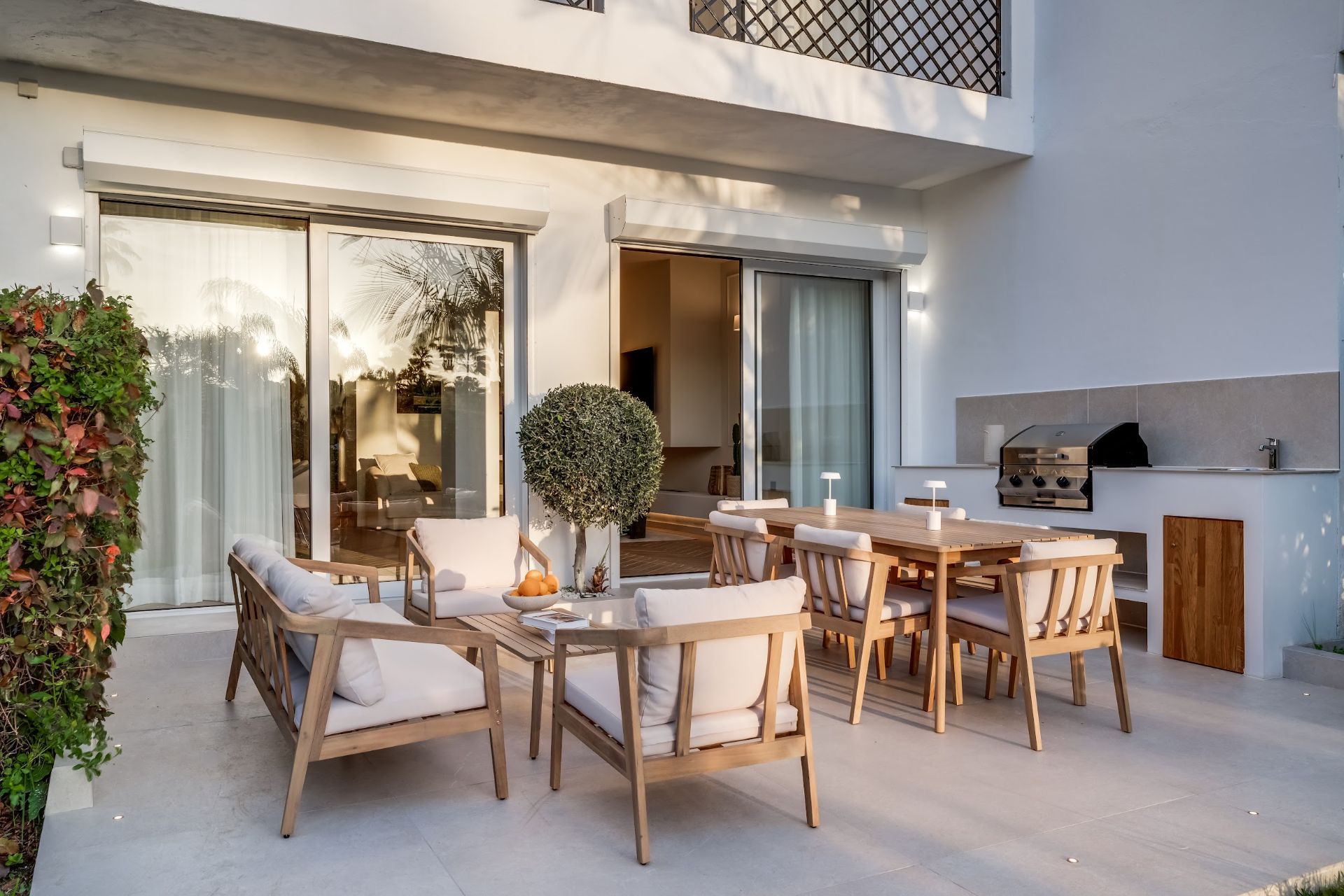 luxo-estate-4 Nueva Andalucia Marbella townhouse 4 Bedrooms
