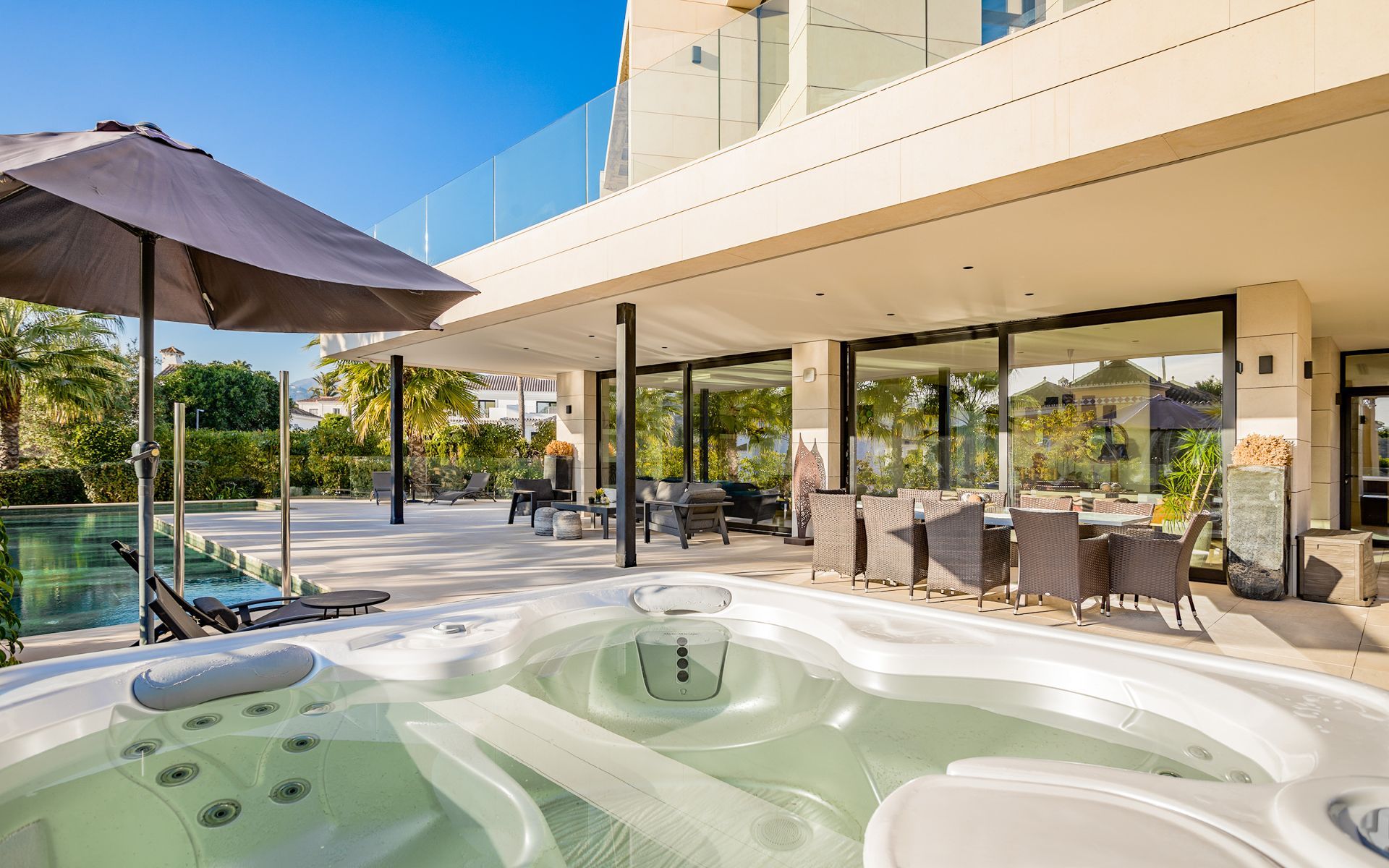 Nueva Andalucia Marbella villa 6 Bedrooms