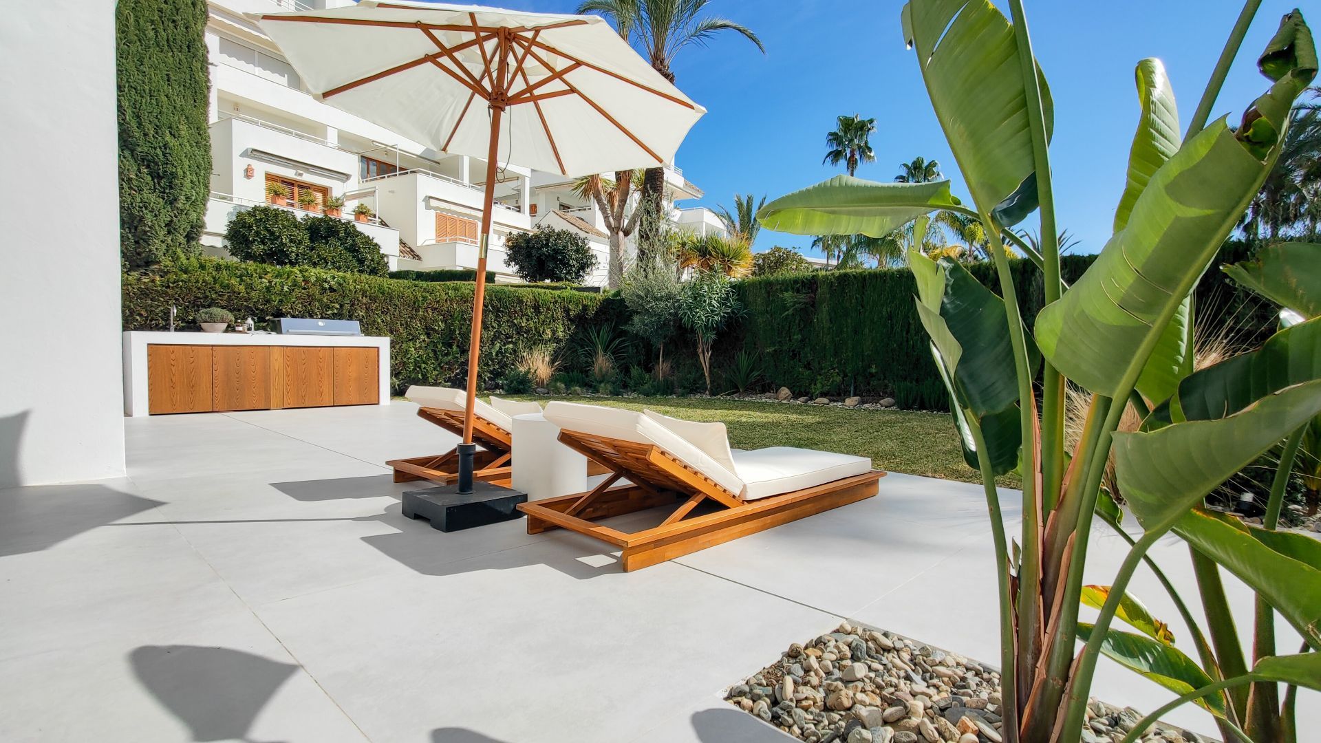 Nueva Andalucia Marbella townhouse 3 Bedrooms