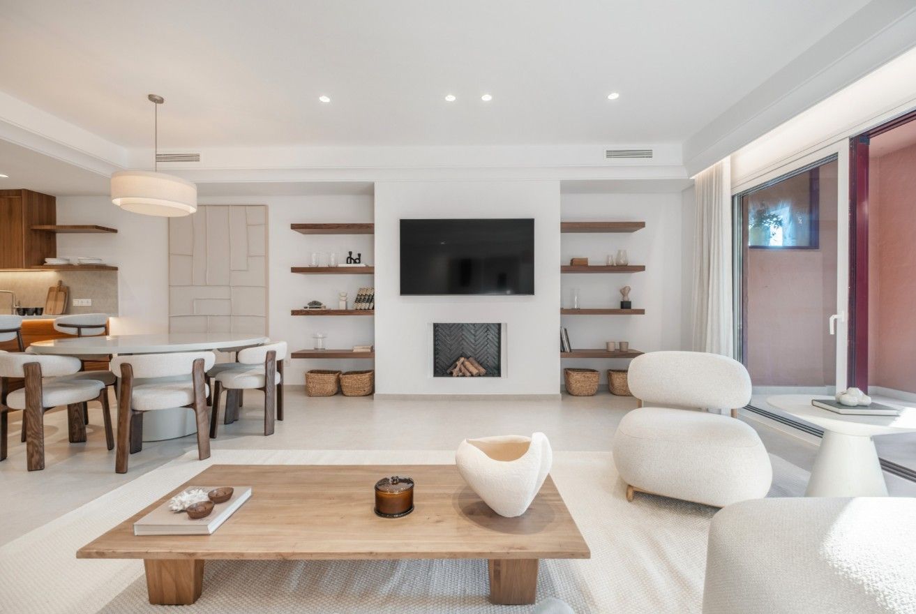 luxo-estate-4 Marbella Golden Mile Marbella townhouse 4 Bedrooms