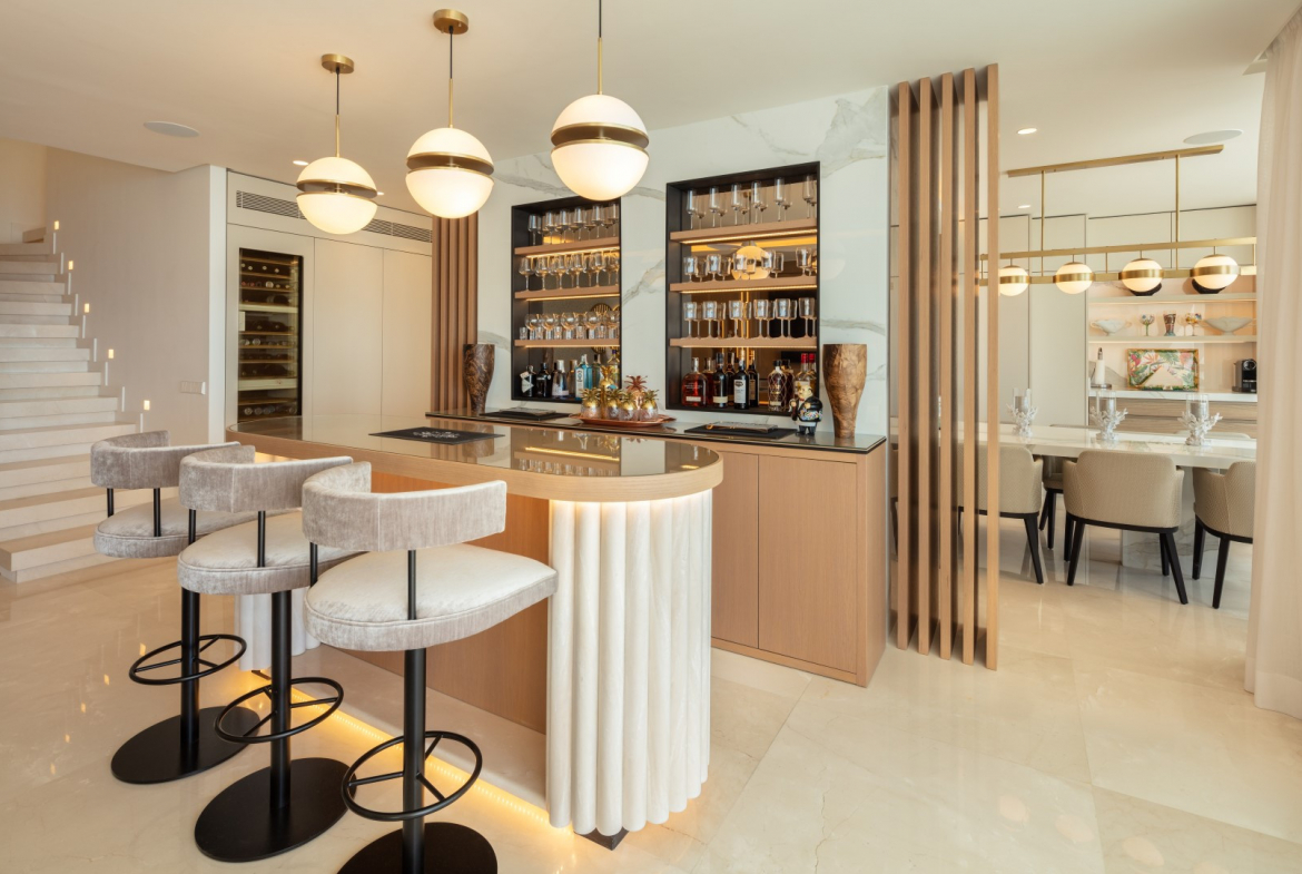 Beachfront Duplex Penthouse for Sale in Puente Romano