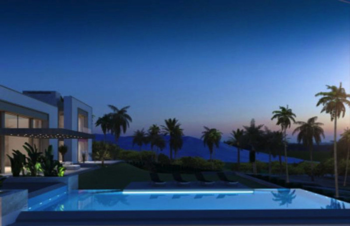 luxo-estate-4 Marbella villa 7 Bedrooms