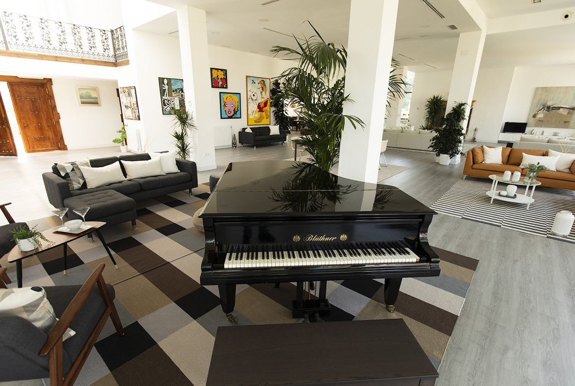 Nueva Andalucia Marbella villa 10 Bedrooms