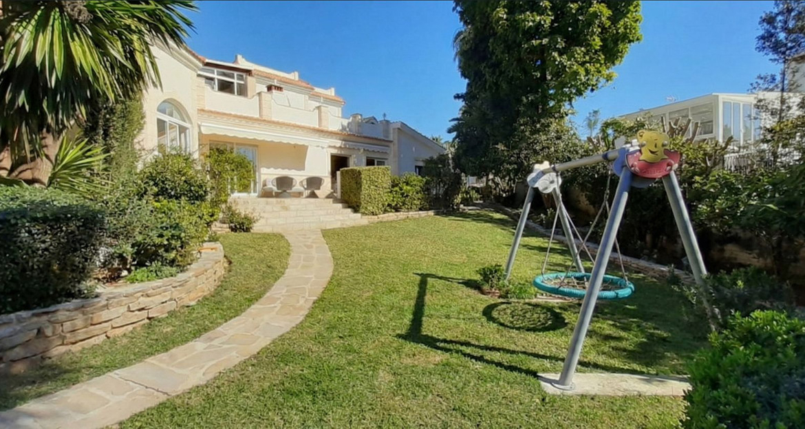 El Rosario Marbella villa 5 Bedrooms